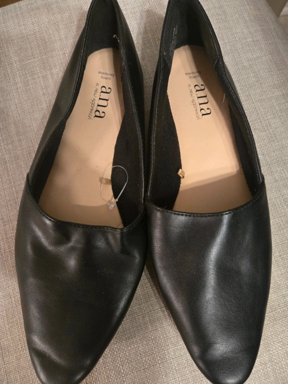 a.n.a Black Women's Pointed-Toe Flats